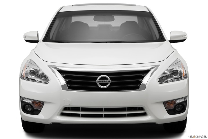 Đánh giá đầu xe Nissan Altima 2014