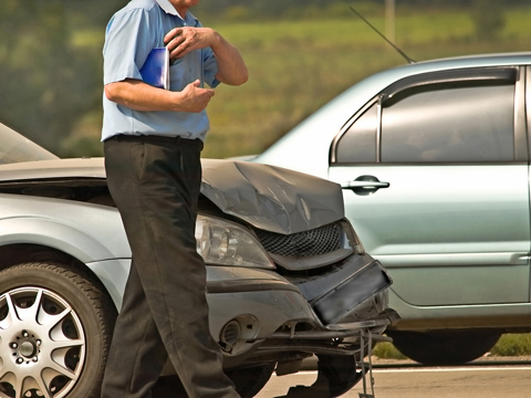 Bí quyết tiết kiệm phí bảo hiểm ô tô cho tài xế trẻ 1