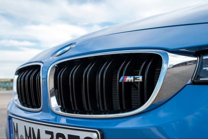Đánh giá xe BMW M3 sedan 2015 26
