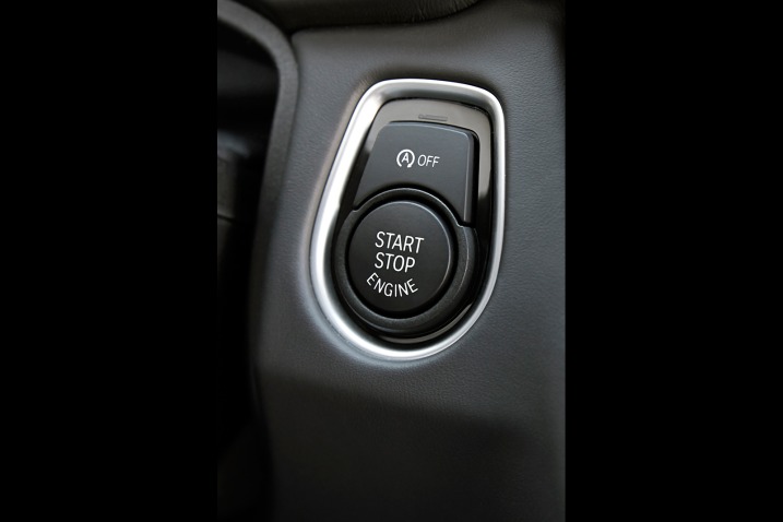Hệ thống khởi động không cần chìa trên BMW M3 2015 1