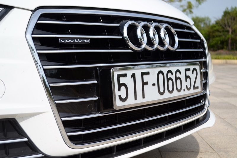 Lưới tản nhiệt của Audi A7 Sportback 2015 dạng khung đơn.