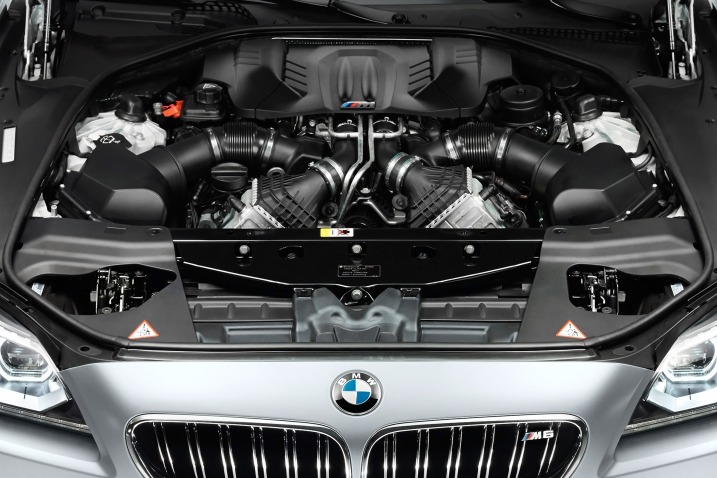 Đánh giá động cơ xe BMW M6 Gran Coupe 2015