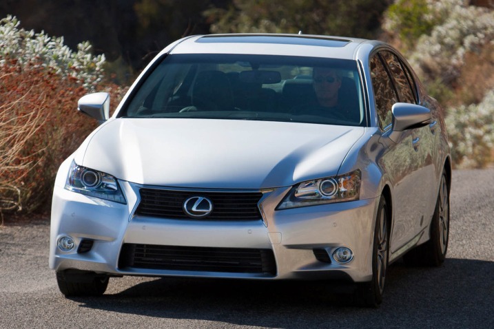Đánh giá mức tiết kiệm nhiên liệu của xe Lexus GS 350 2014