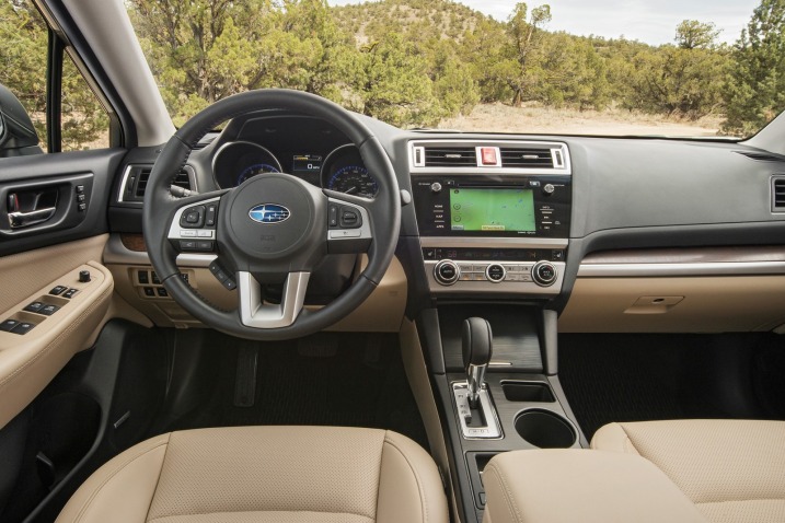 Đánh giá nội thất xe Subaru Outback 2015