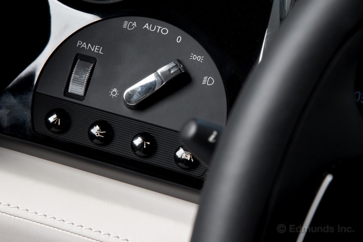 Bảng tablo của Rolls-Royce Wraith Coupe 2014 1
