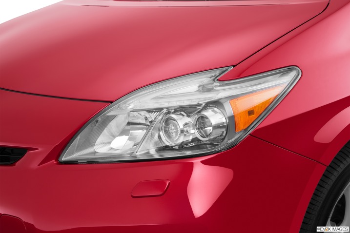 Đánh giá xe Toyota Prius 2015 3