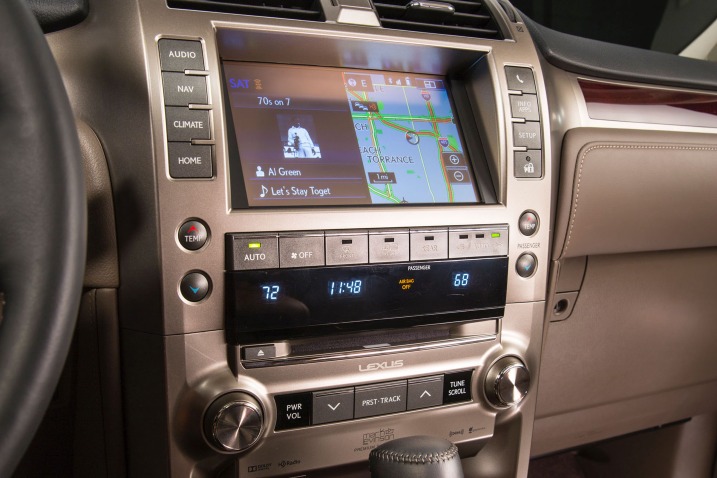 trang bị tiện nghi Lexus GX 460 2015 1